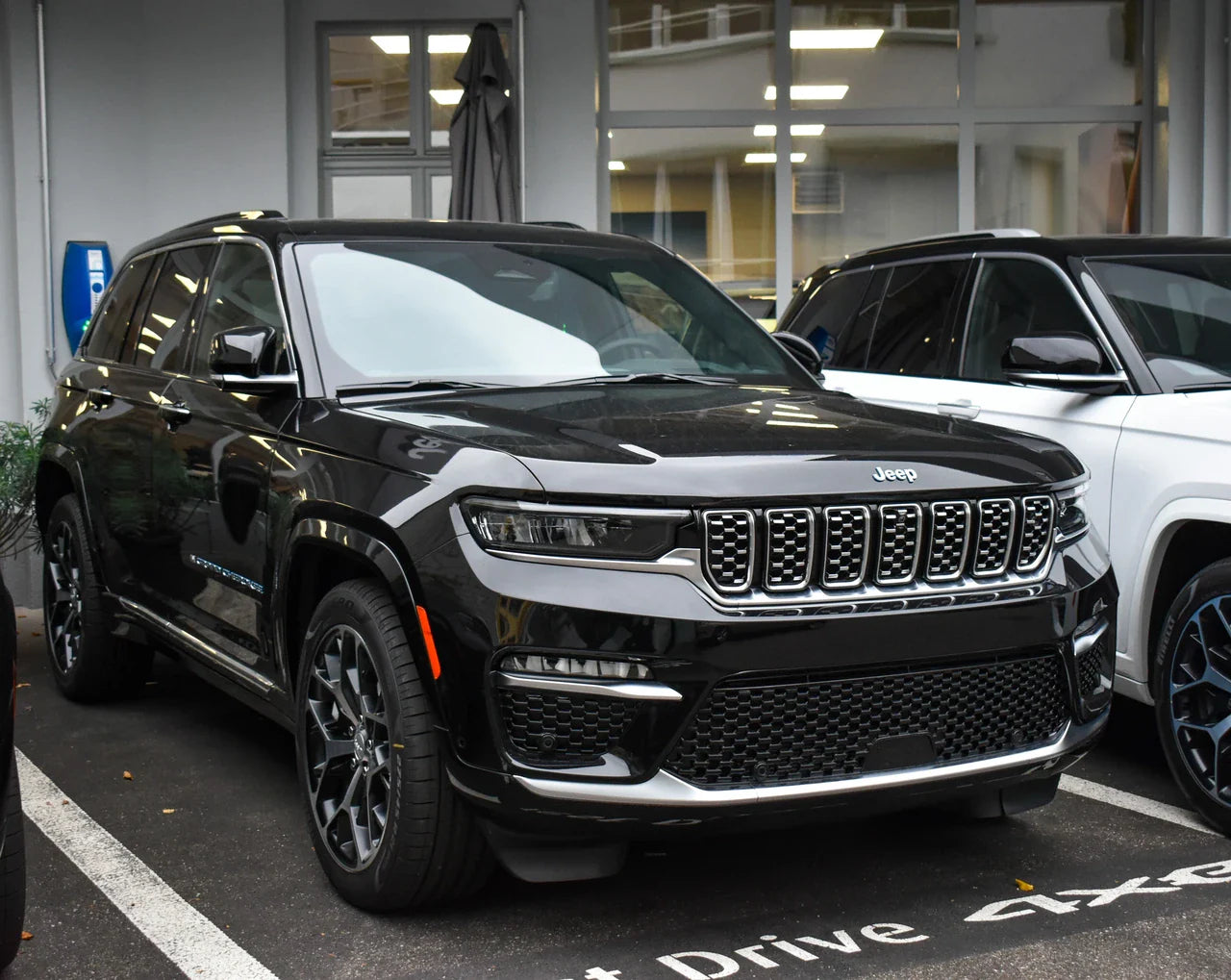 JEEP Grand Cherokee 2.0 Plug-in-Hybrid Summit Reserve 4xe