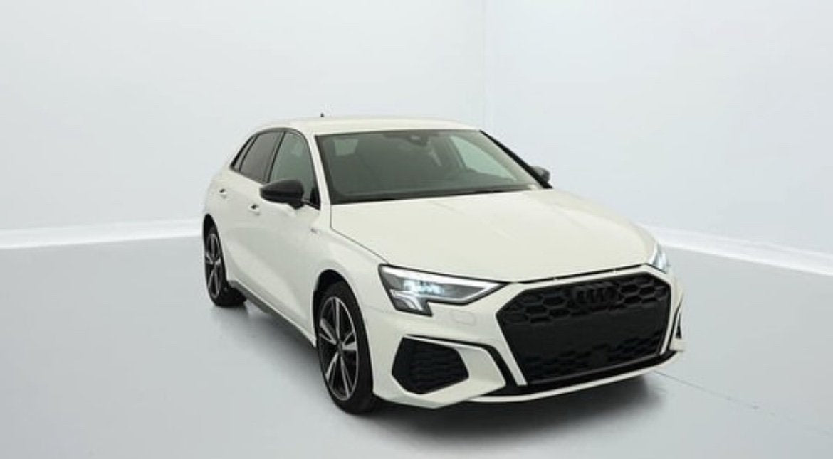 AUDI / A3