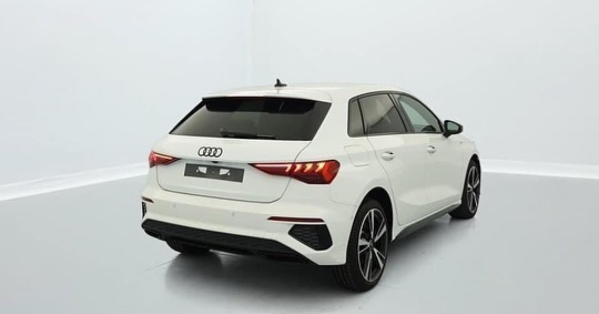 AUDI / A3
